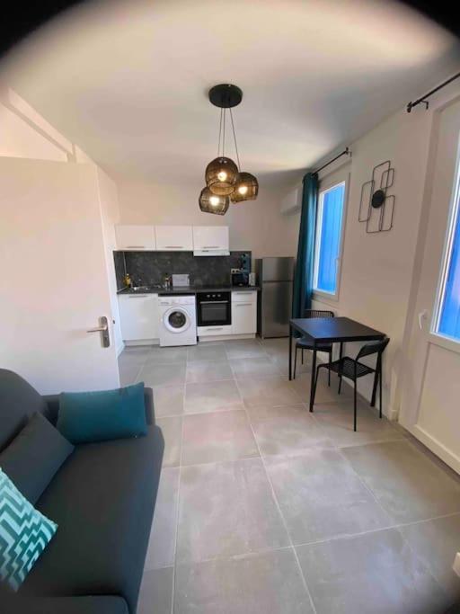 Le Berlioz-Studio-Clim-Wifi-Balcon Apartment Beziers Luaran gambar