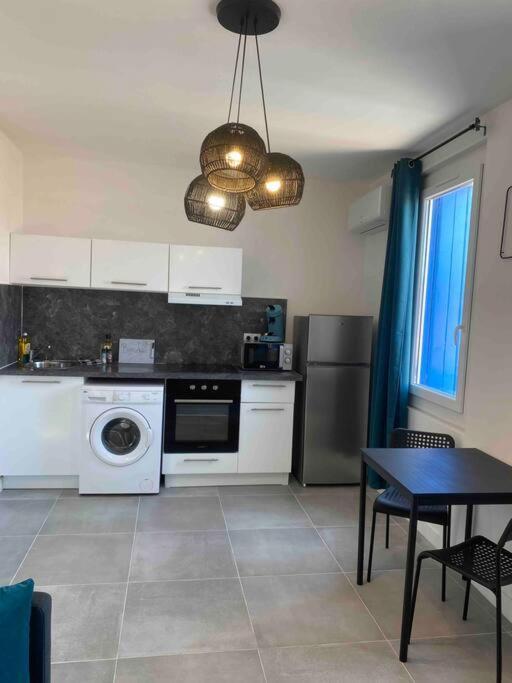 Le Berlioz-Studio-Clim-Wifi-Balcon Apartment Beziers Luaran gambar